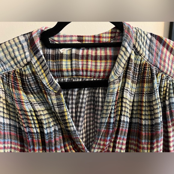 FREE PEOPLE cozy light flannel plaid button down blouse. Full and warm - Picture 4 of 6